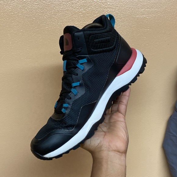 The North Face Activist Mid FUTURELIGHT Hiking Boots - Picture 9 of 17